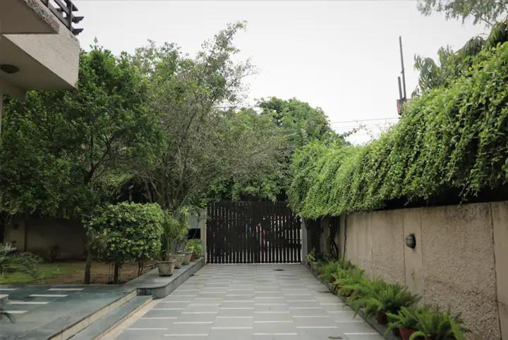 Bali Mantra Apartment New Delhi Exterior photo